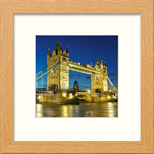 L Lumartos London Tower Bridge